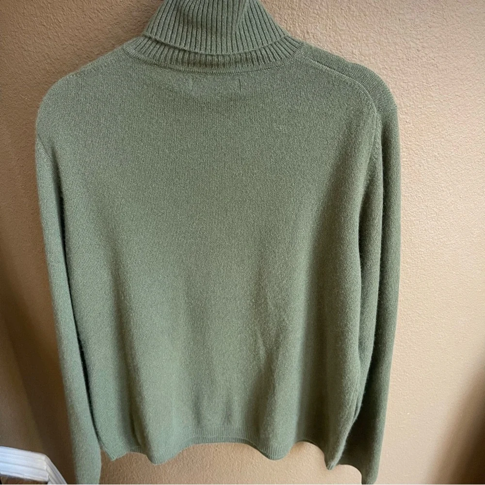 Cashmere Sweater XL Lord and Taylor Sage Green Two Ply Cashmere Turtleneck - Picture 4 of 9
